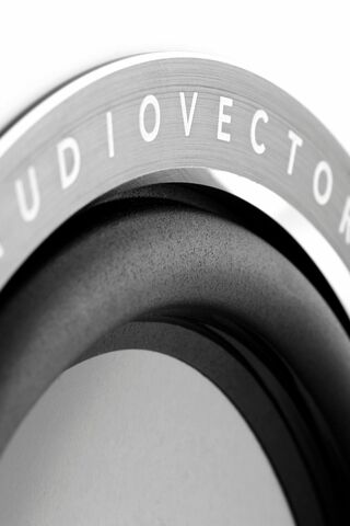 Audiovector QR C SE bílý