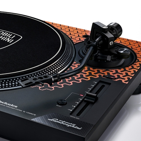 TECHNICS SL-1200M7PED Lamborghini (LIMITOVANÁ EDICE)