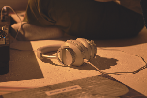 Cambridge Audio Melomania P100 bílý