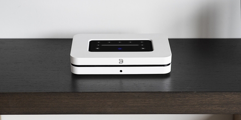 Bluesound NODE bílý