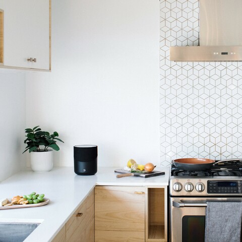 Bluesound PULSE M černý