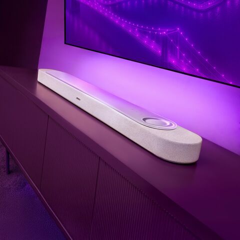 Bose Lifestyle Ultra Soundbar bílý