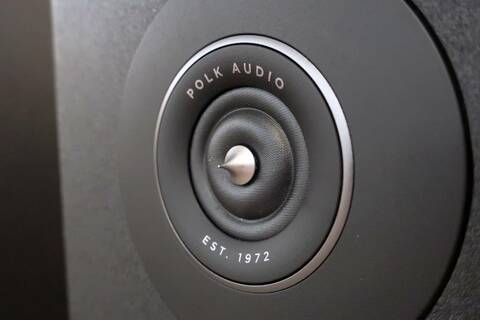 Polk Audio Reserve R200 černý