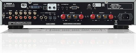 Rotel A12 stříbrný